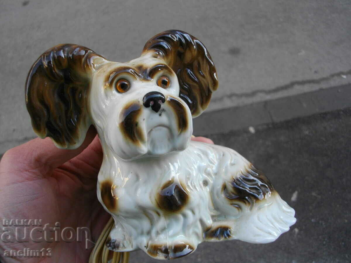 Delivery of OLD PORCELAIN DOG NIGHT LAMP Delivery of OLD PORCELAIN DOG NIGHT LAMP