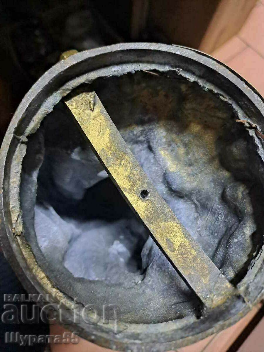 Auction Figurine France Tsam 50cm.22cm. Auction Figurine France Tsam 50cm.22cm.