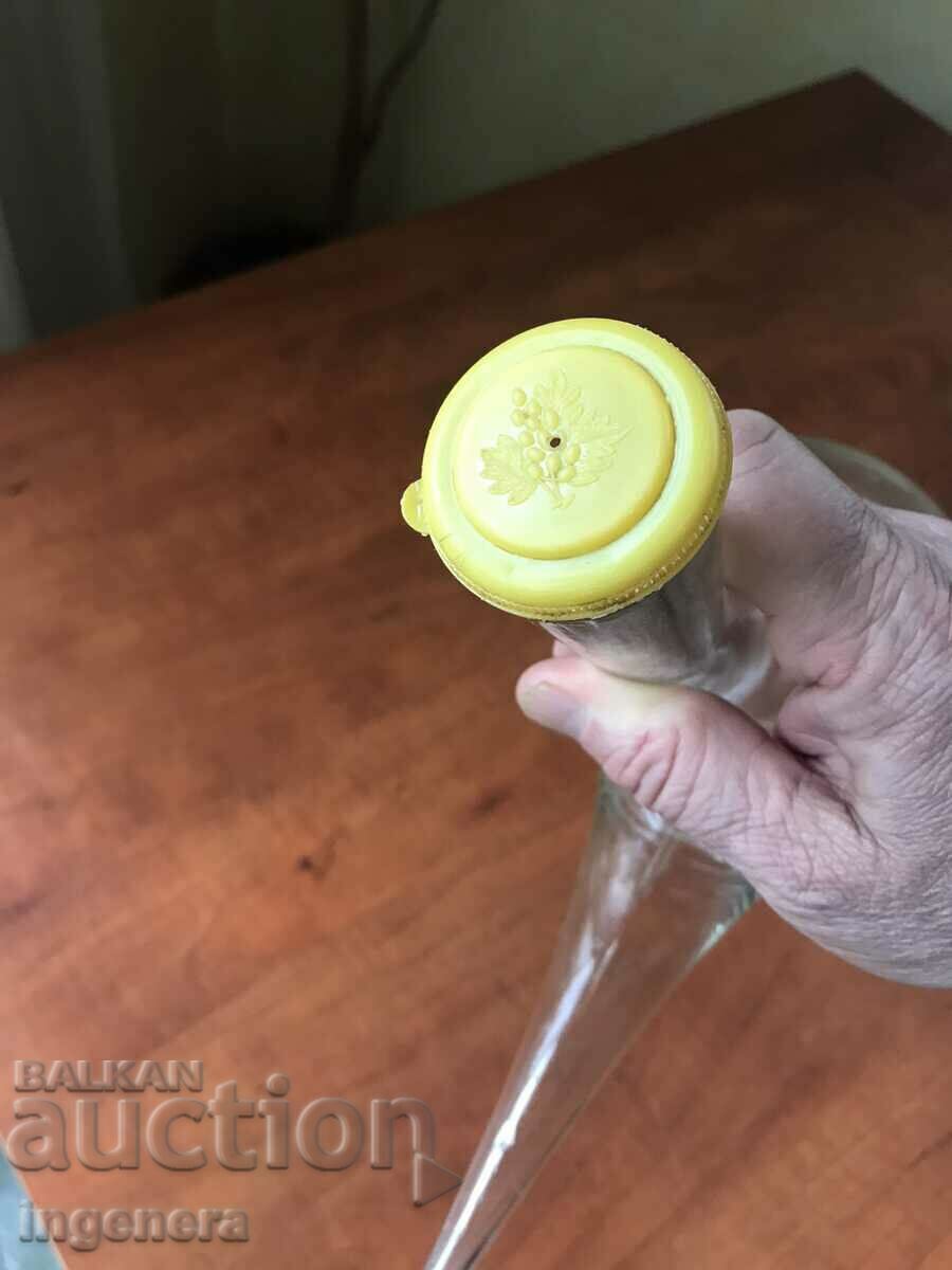 Delivery of WINE DECANTER BLOWN GLASS CARAFE JUG