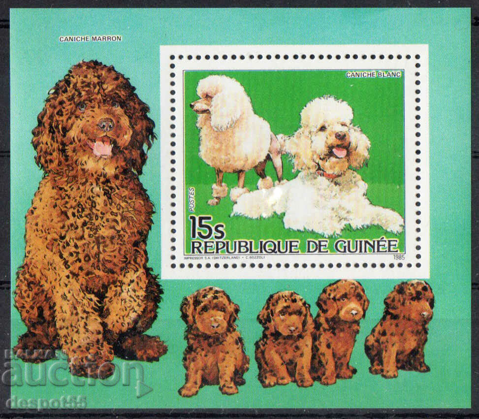 1985. Γουινέα. Οικόσιτα σκυλιά. Μίνι μπλοκ.