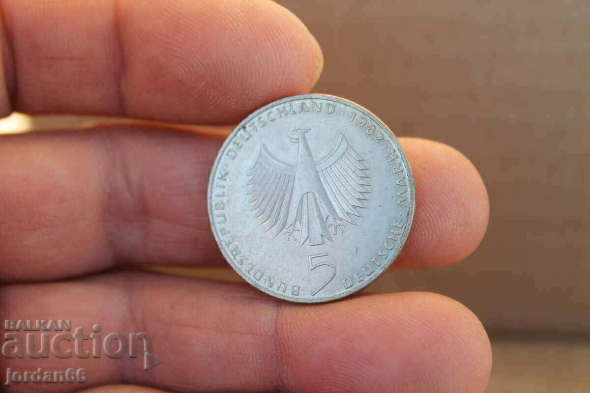 Coin of /5/ Deutsche mark Coin of /5/ Deutsche mark