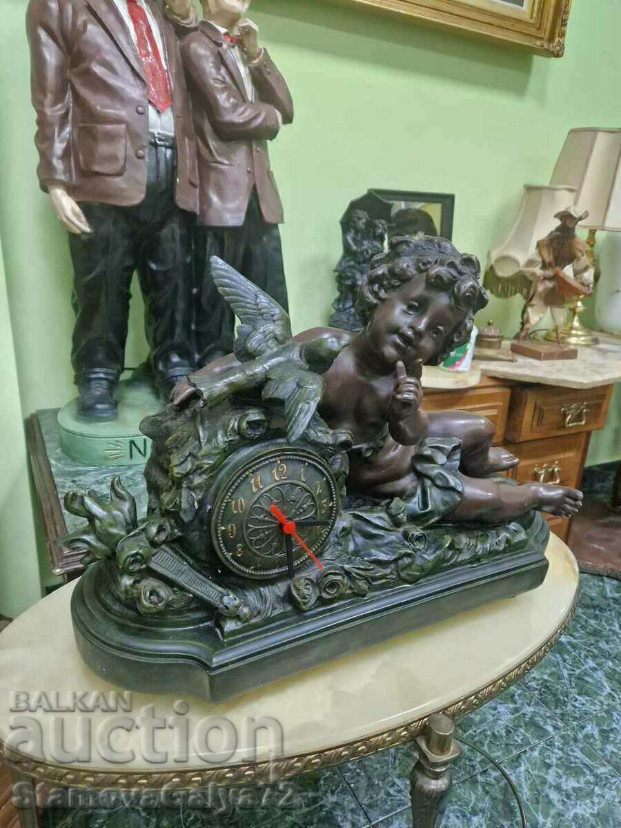 Auction Unique Dutch mantel clock Auction Unique Dutch mantel clock