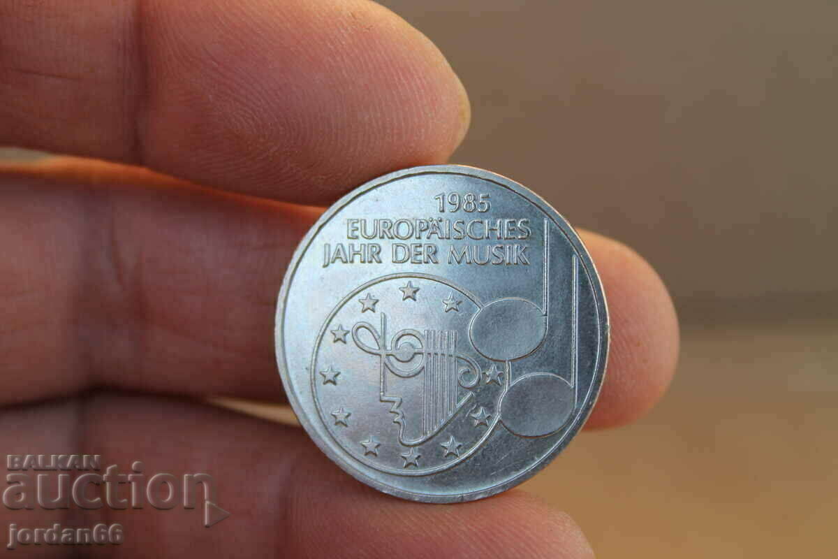 Coin of /5/ Deutsche mark - 5