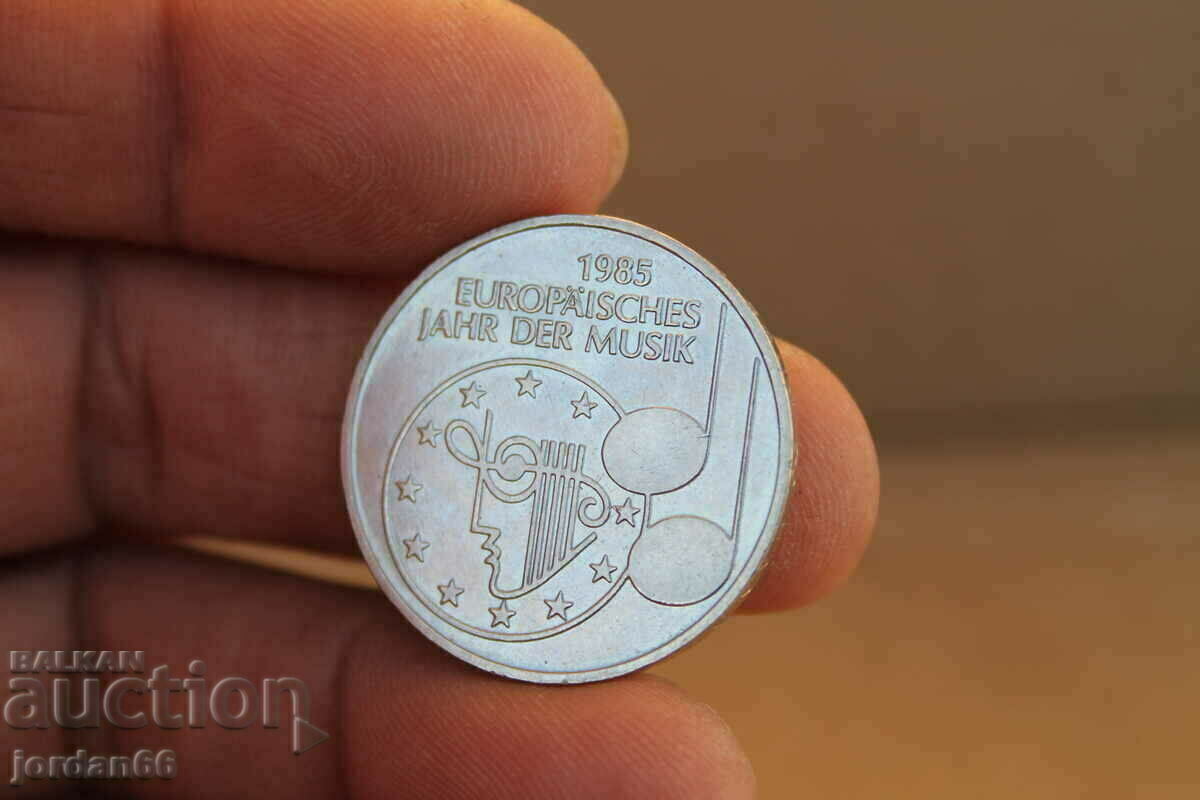 Coin of /5/ Deutsche mark - 6
