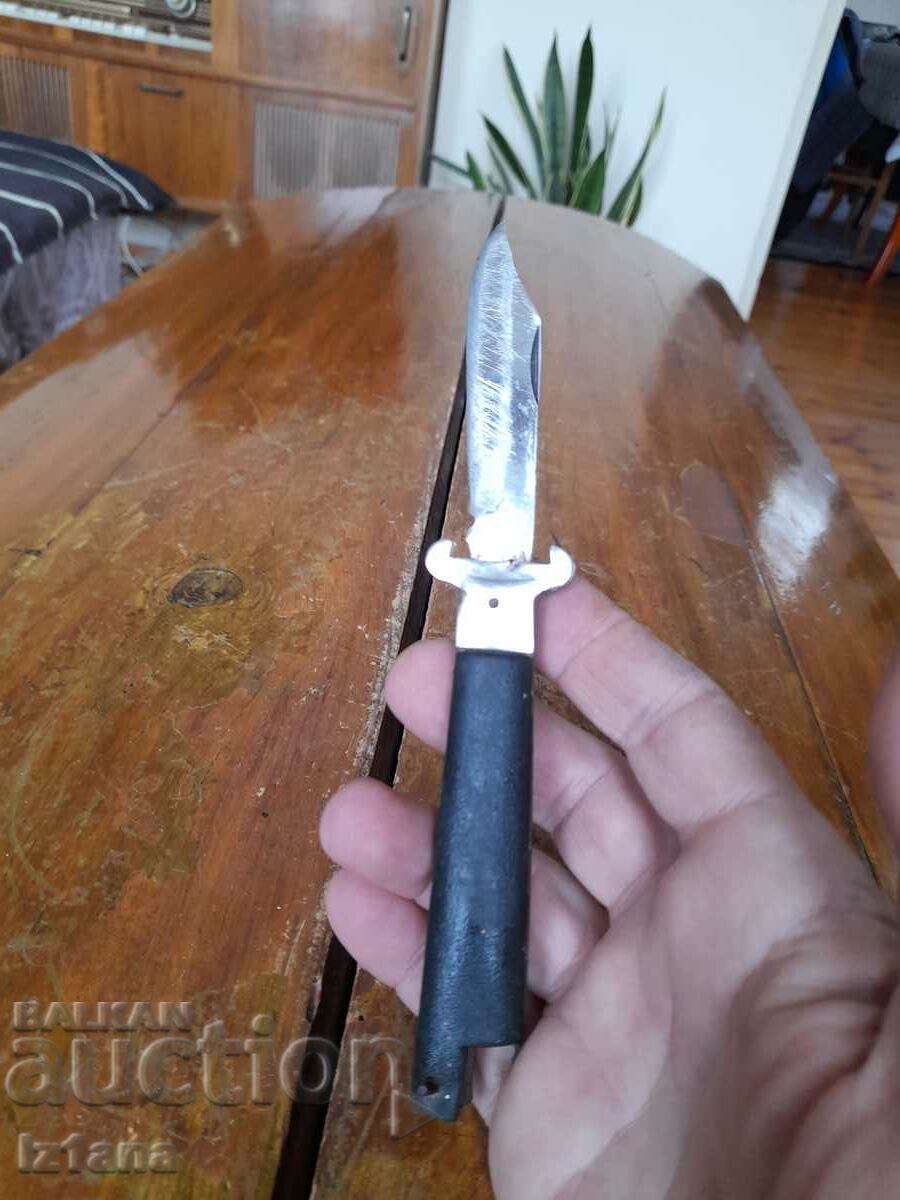 Delivery of Old pocket knife, blade, blade