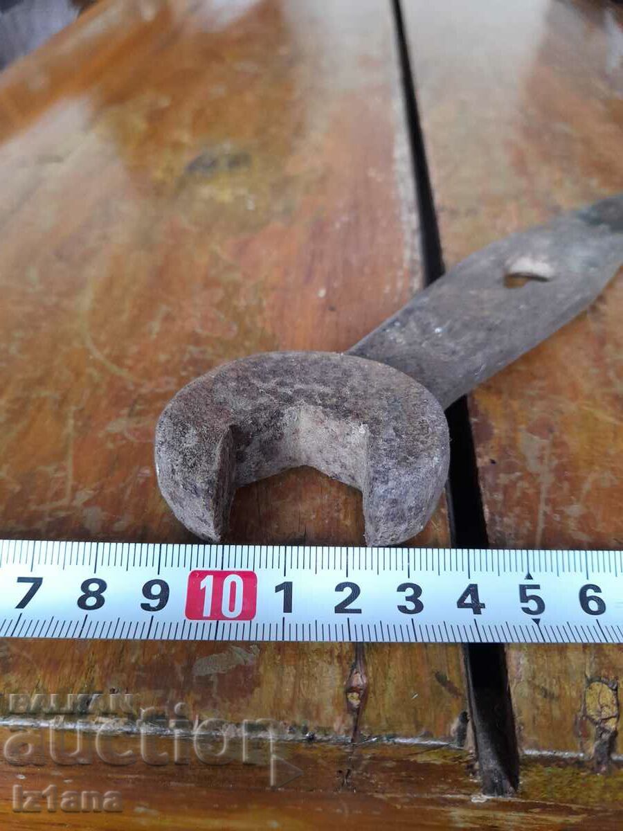 Old wrench - 5 Old wrench - 5