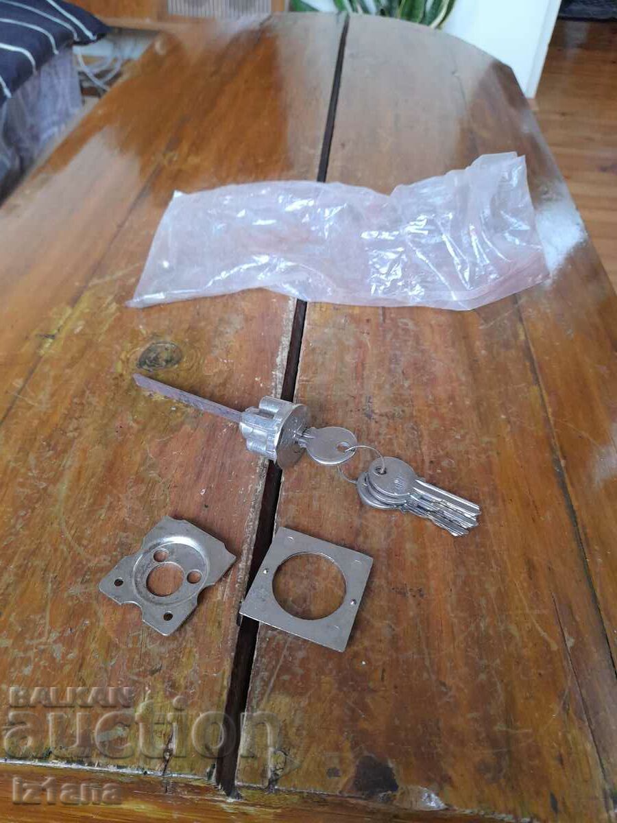 Old cartridge Metal with price 25.00 BGN | € 12.78 Old cartridge Metal with price 25.00 BGN | € 12.78