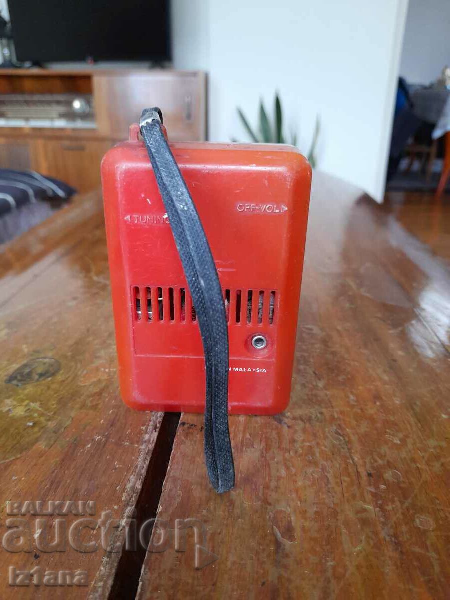 Licitație Radio vechi, receptor radio Sharp Licitație Radio vechi, receptor radio Sharp