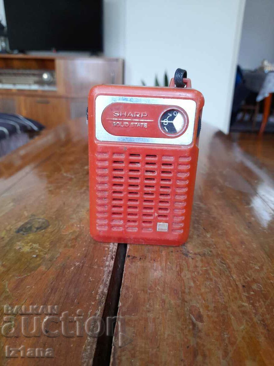 Παλιό ραδιόφωνο, ραδιοφωνικός δέκτης Sharp