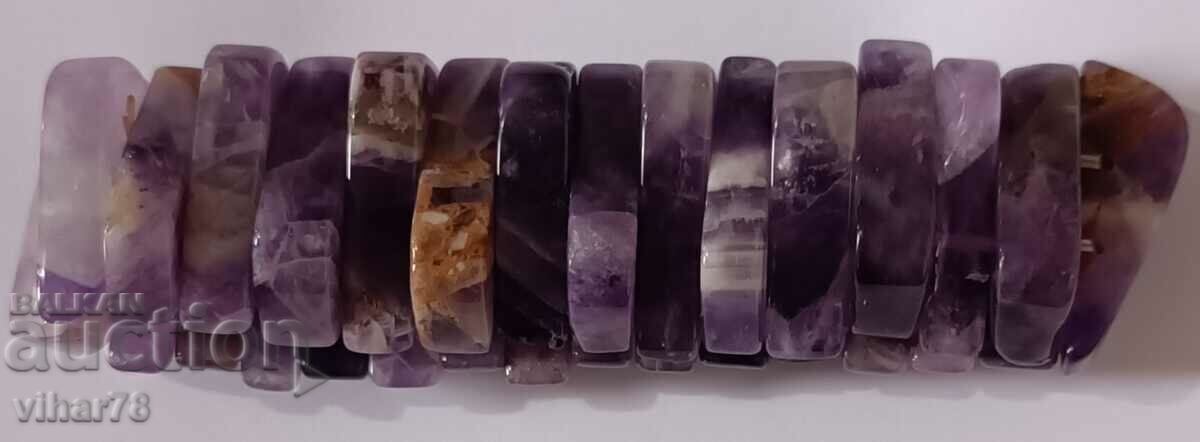 Delivery of stretch bracelet with amethyst
