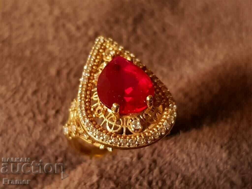 Auction 14K GOLD Stylish elegant ring with ruby and zircons Auction 14K GOLD Stylish elegant ring with ruby and zircons
