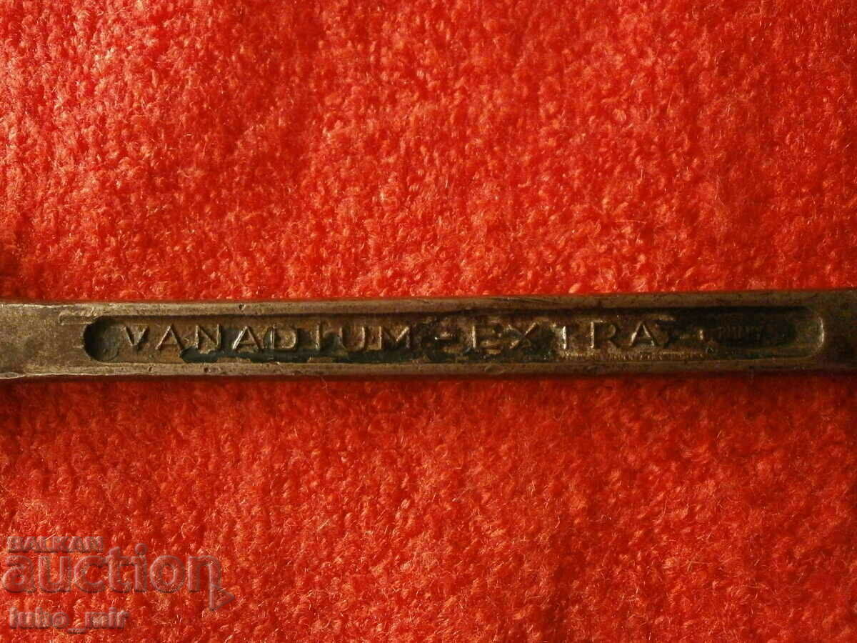 Auction  OLD GERMAN WRENCH 16-17 BELZER