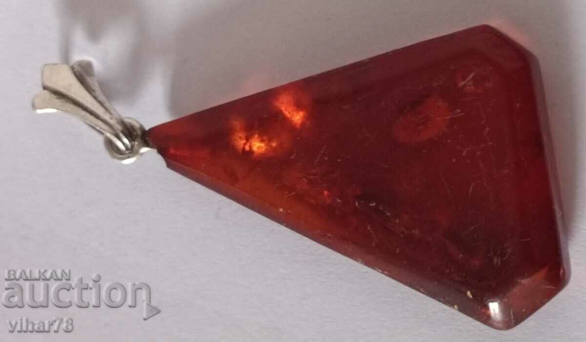 Silver pendant with amber with price € 29.99 | 58.66 BGN