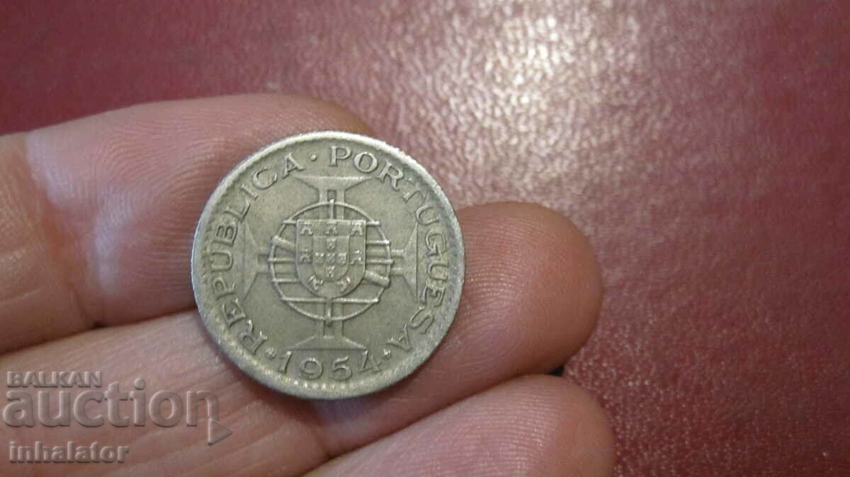 1954 Mozambique 2.5 escudos