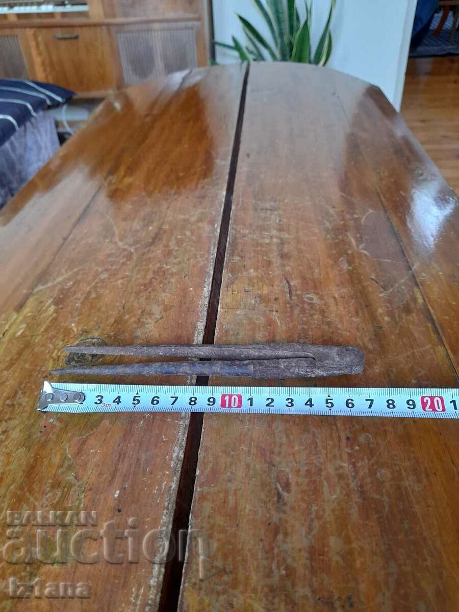 Old Schlosser compass with price 27.00 BGN | € 13.80