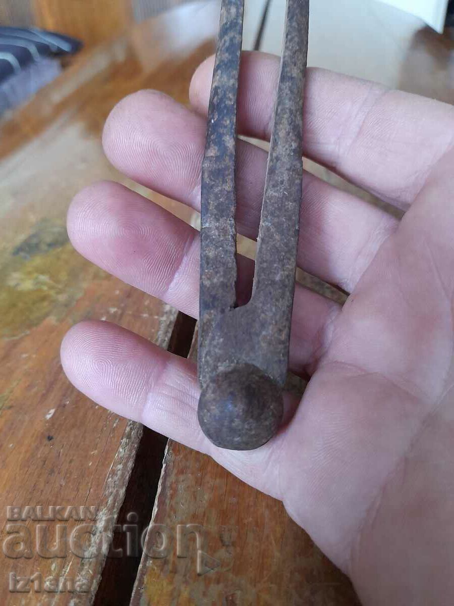 Delivery of Old Schlosser compass