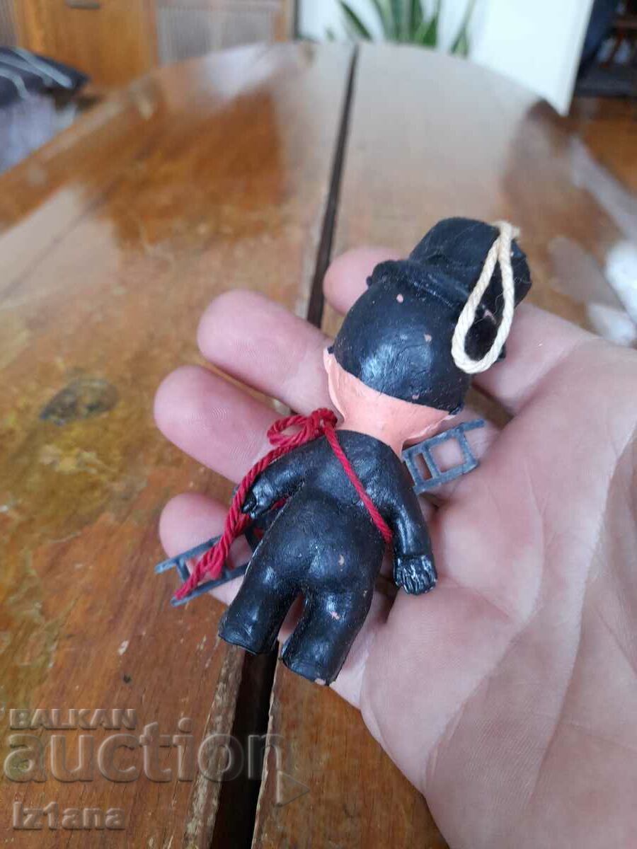 Auction Old doll, figure of a Communicator Auction Old doll, figure of a Communicator