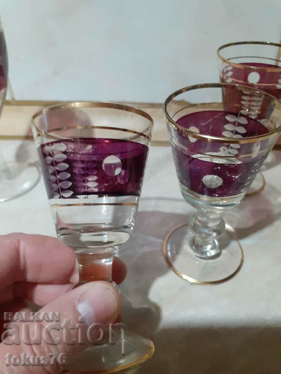 Lot of red glass goblets - 5 Lot of red glass goblets - 5