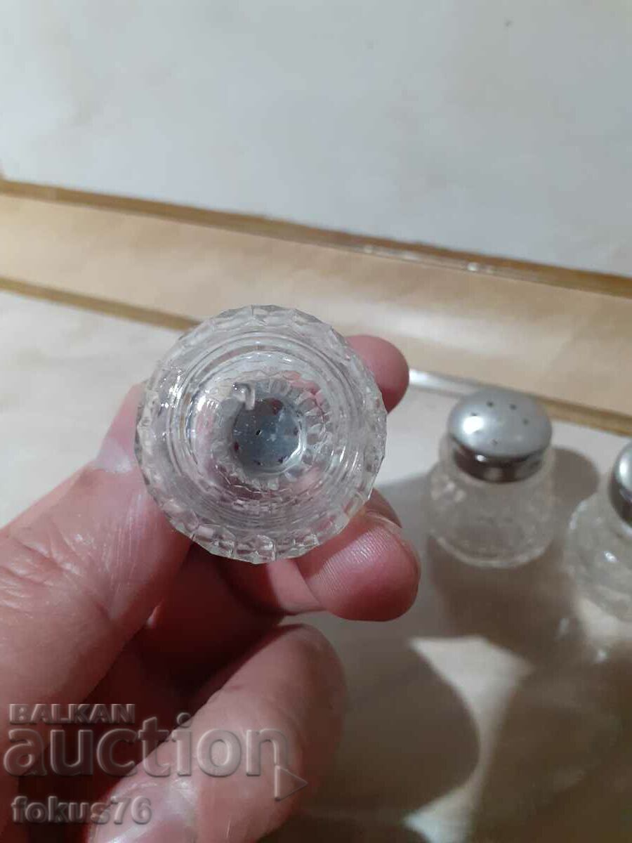 Set of small glass salt shakers 3 pcs. - 5 Set of small glass salt shakers 3 pcs. - 5
