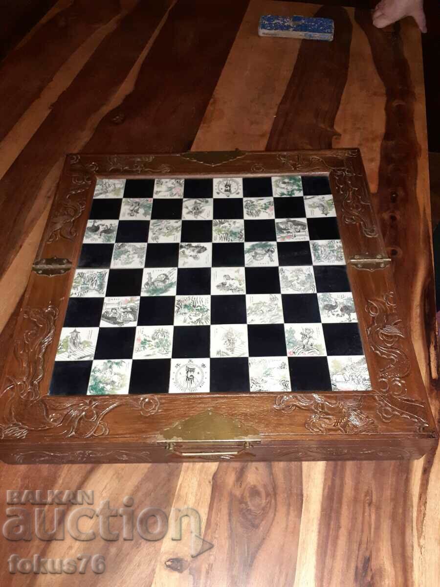 Amazing big chess - 6 Amazing big chess - 6