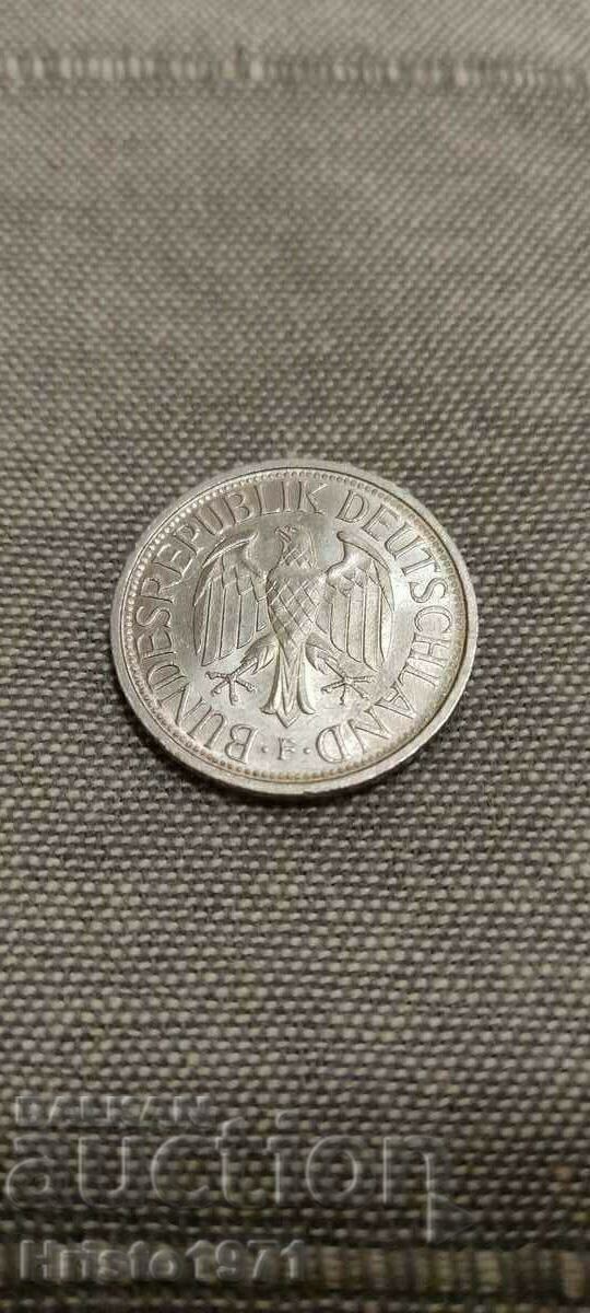 1 marcă 1977 cu preț € 3.00 | 5.87 BGN