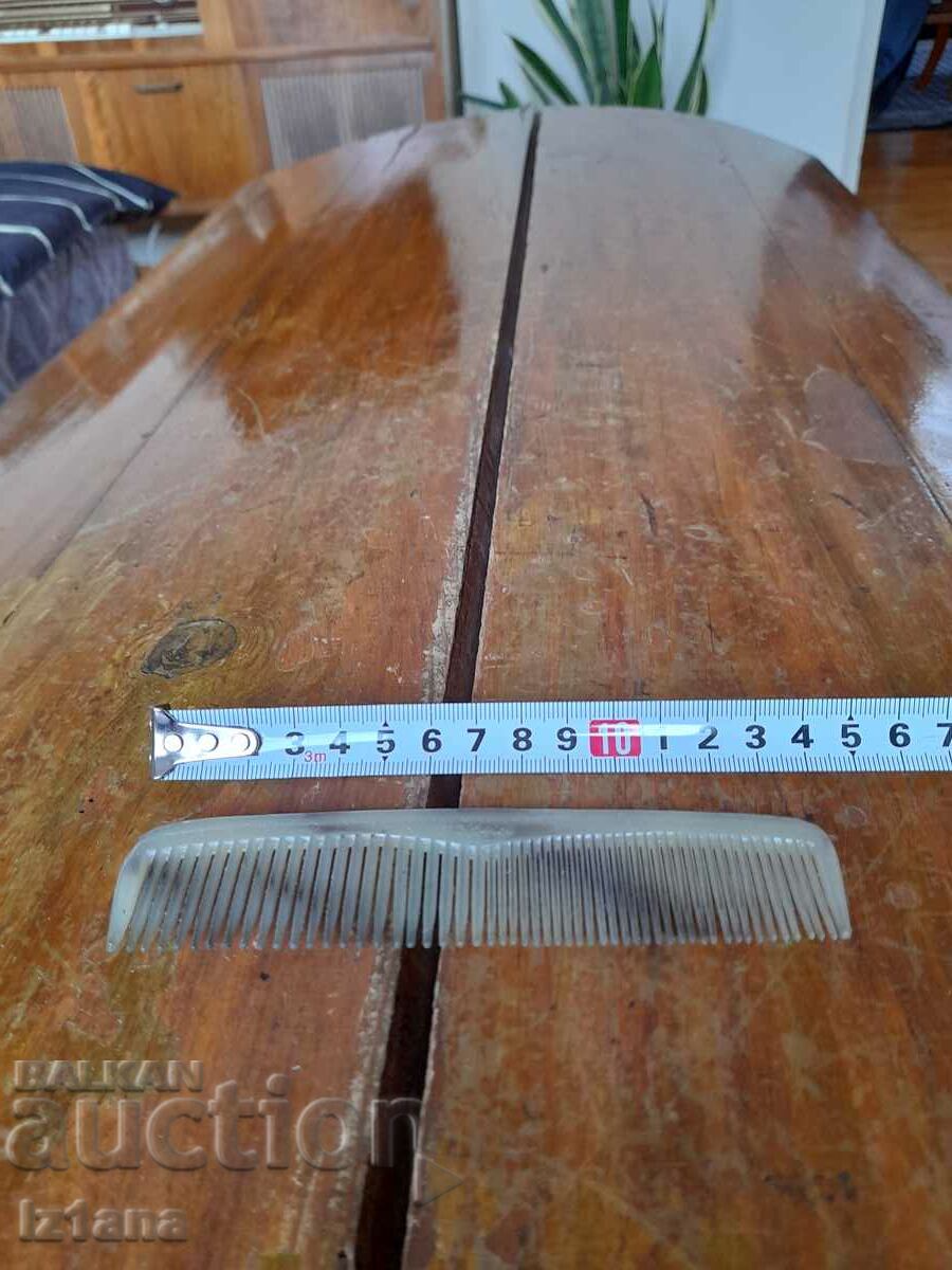 Old comb, comb with price 5.00 BGN | € 2.56 Old comb, comb with price 5.00 BGN | € 2.56