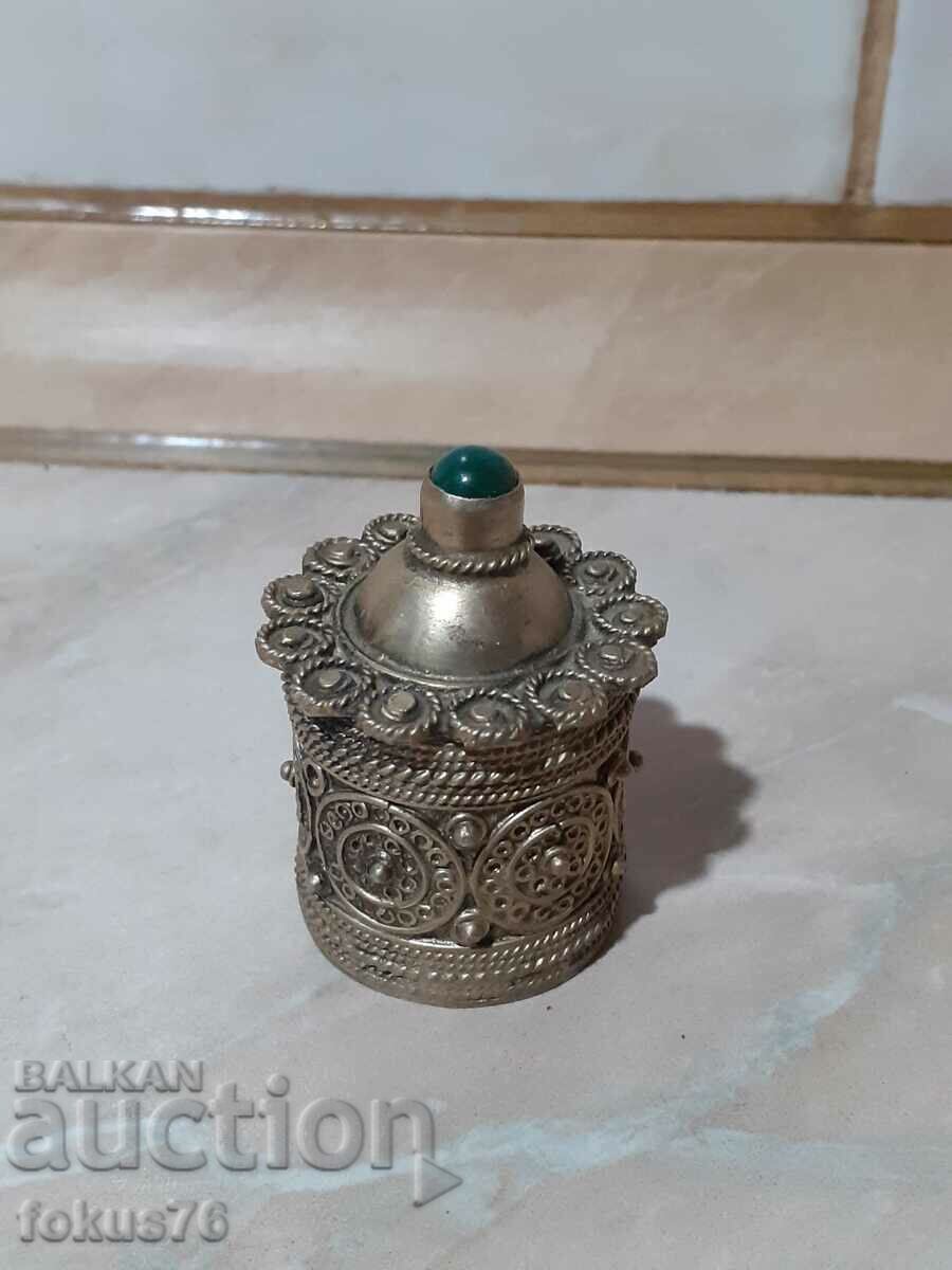 Beautiful little filigree box with price 35.00 BGN | € 17.90 Beautiful little filigree box with price 35.00 BGN | € 17.90