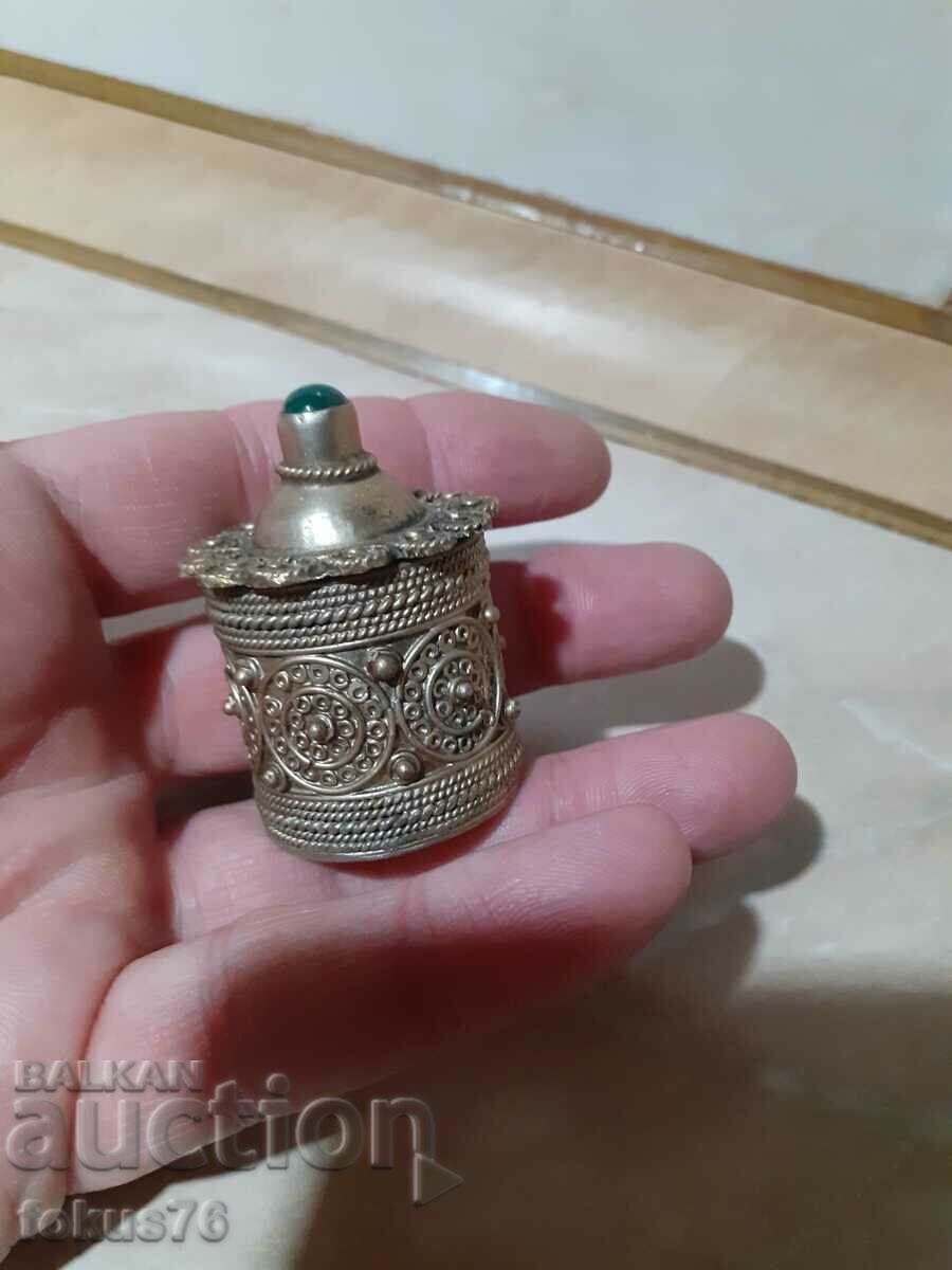 Beautiful little filigree box - 5 Beautiful little filigree box - 5