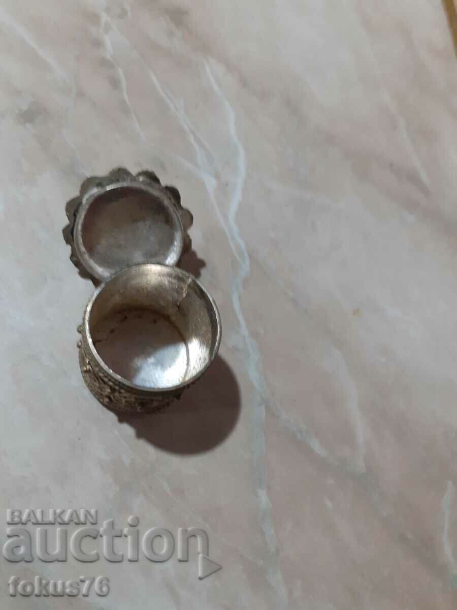 Beautiful little filigree box - 6 Beautiful little filigree box - 6