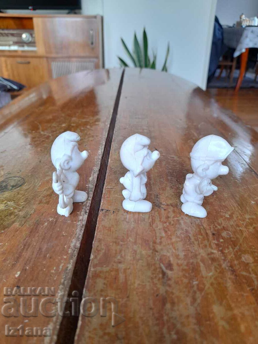 Old figurine, smurf figurines with price 60.00 BGN | € 30.68