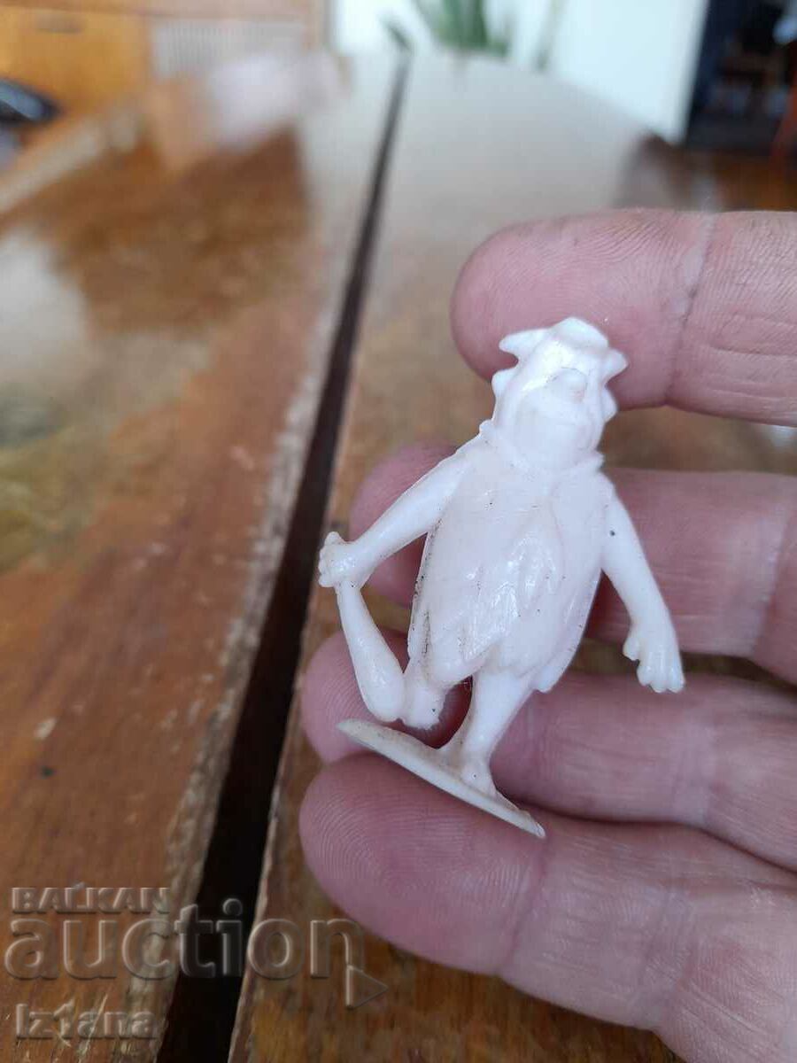 Auction  Old Fred Flintstone figurine