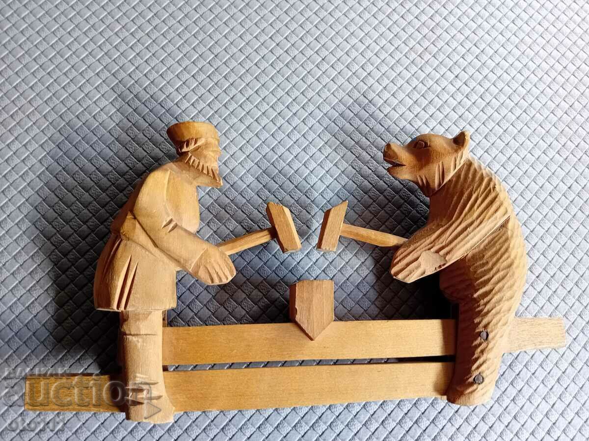 Auction OLD WOODEN TOY Auction OLD WOODEN TOY