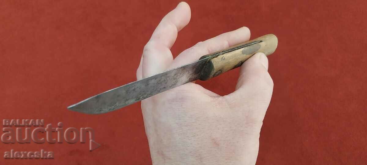 Доставка на Старо Българско ножче Доставка на Старо Българско ножче