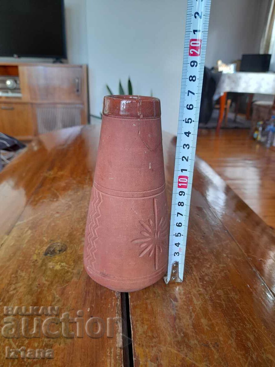 Old ceramic vase with price 6.00 BGN | € 3.07 Old ceramic vase with price 6.00 BGN | € 3.07