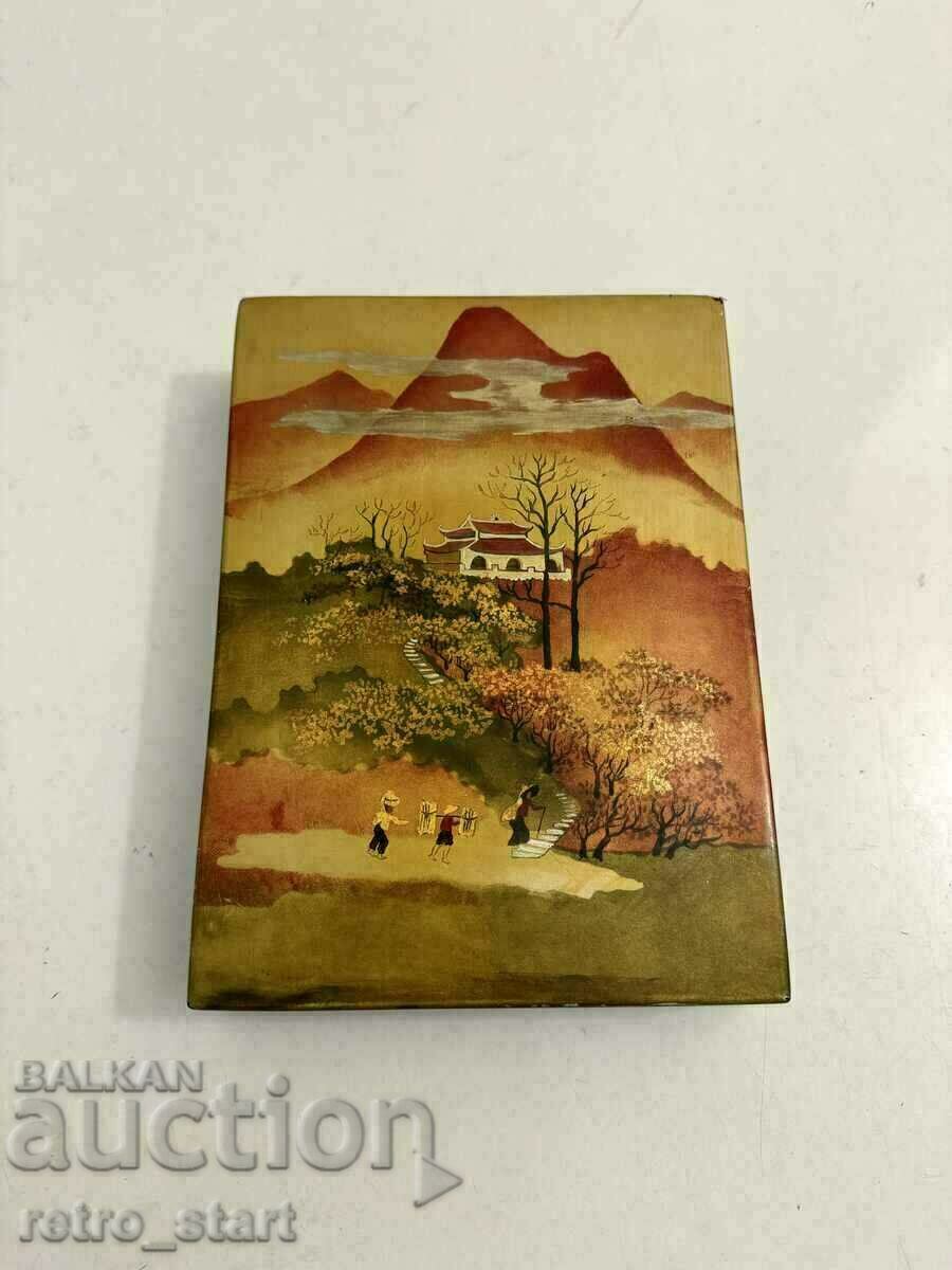 Asian jewelry box with price 12.00 BGN | € 6.14