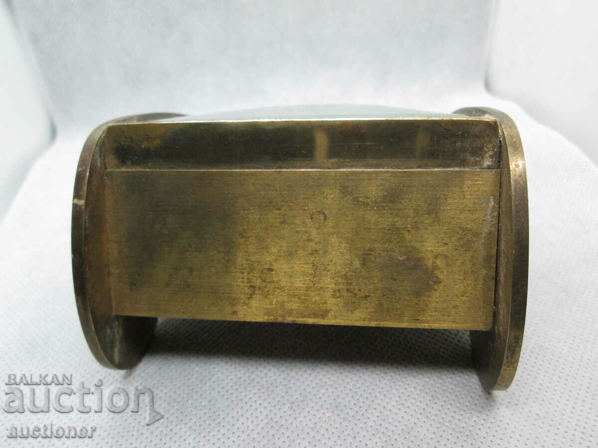 AUTOMATIC ALARM CLOCK, VINTAGE CALENDAR CLOCK - 5 AUTOMATIC ALARM CLOCK, VINTAGE CALENDAR CLOCK - 5