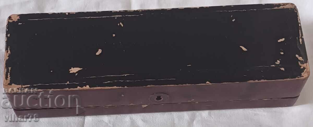 Rare old box - 7 Rare old box - 7