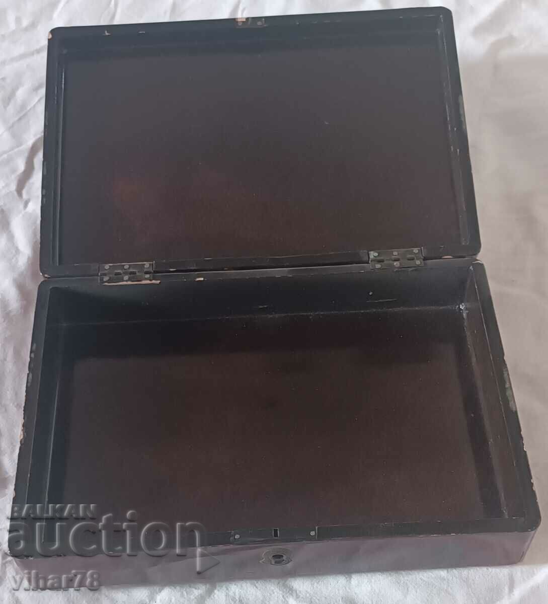 Delivery of Rare old box Delivery of Rare old box