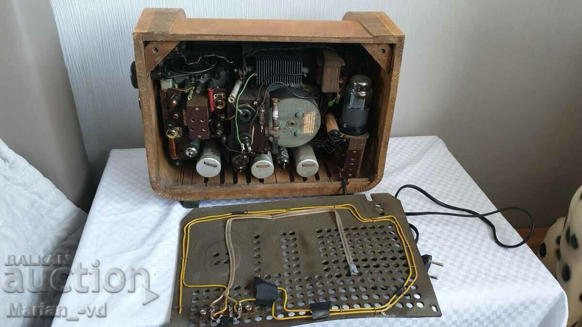 Collector's radio VEB Stern Radio Sonneberg Super 875/55 - 7 Collector's radio VEB Stern Radio Sonneberg Super 875/55 - 7