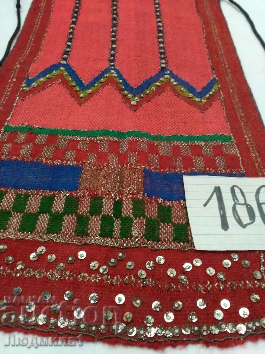 AUTHENTIC OLD APRON with price 70.00 BGN | € 35.79 AUTHENTIC OLD APRON with price 70.00 BGN | € 35.79