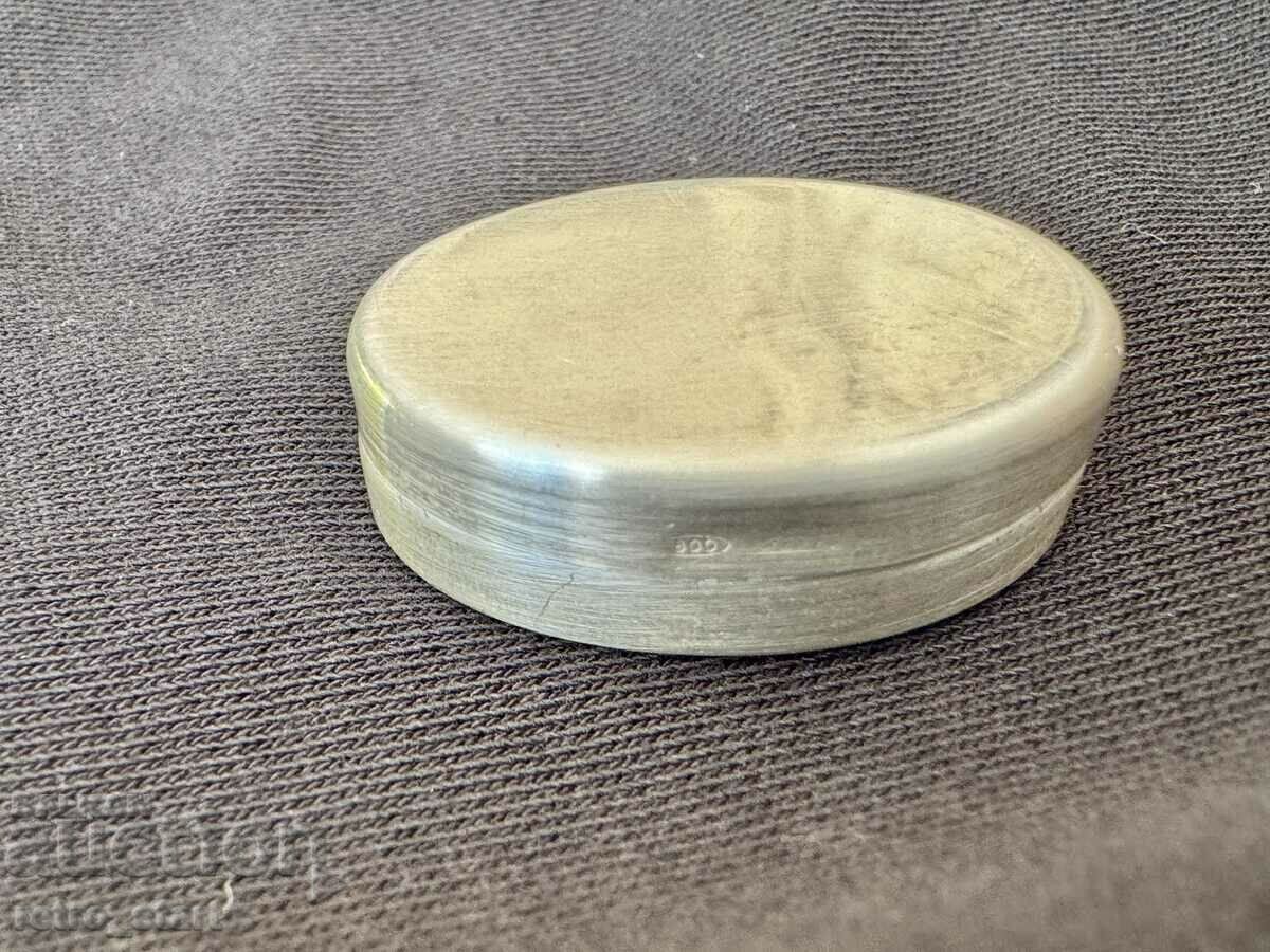 Auction A small silver box Auction A small silver box