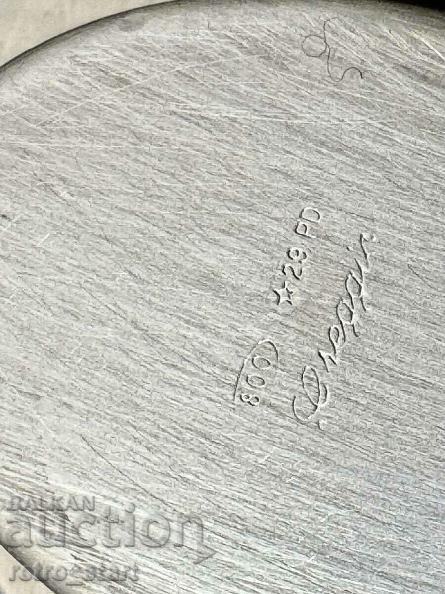 A small silver box - 6 A small silver box - 6