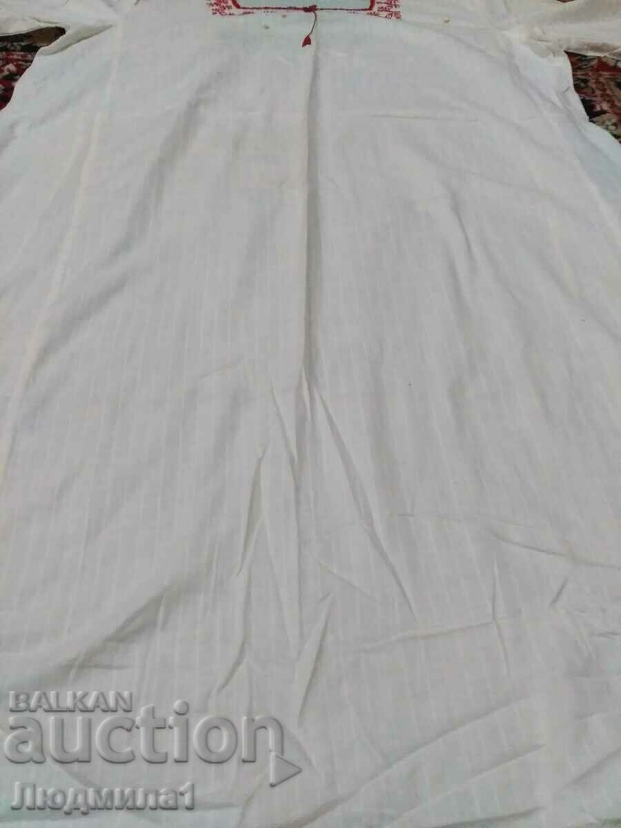 AUTHENTIC OLD LADIES SHIRT with price 60.00 BGN | € 30.68 AUTHENTIC OLD LADIES SHIRT with price 60.00 BGN | € 30.68