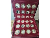 Уникална колекция от сребърни монети някои с позлата