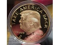 Plaque/Token, "Donald Trump 2024" in capsule. Matte gloss. Gilt