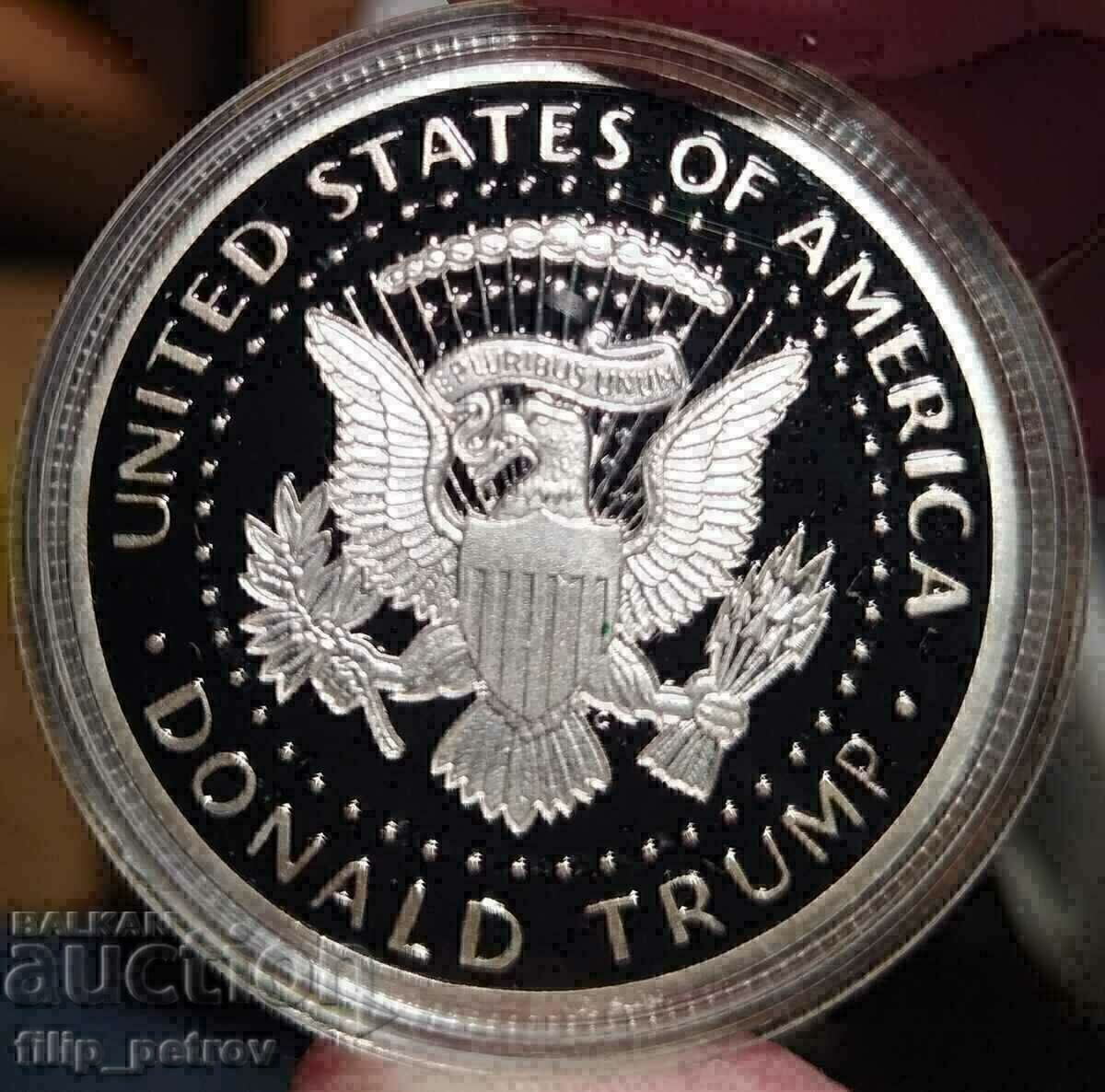 Delivery of Plaque/Token "Donald Trump" in capsule. Silver-plated Delivery of Plaque/Token "Donald Trump" in capsule. Silver-plated