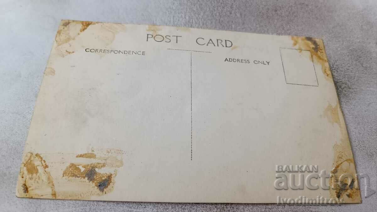 Photo Railwaymen on a platform at a railway station in winter with price 2.45 BGN | € 1.25 Photo Railwaymen on a platform at a railway station in winter with price 2.45 BGN | € 1.25