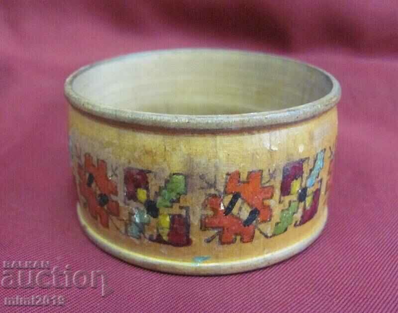 1900s Art Nouveau Wooden Napkin Ring with price 21.00 BGN | € 10.74