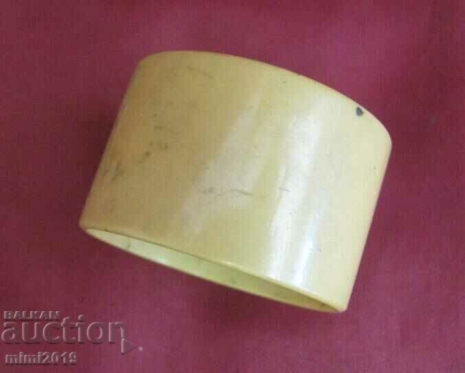 Βακελίτης Secession του 1900 και ασημένιο δαχτυλίδι από χαρτοπετσέτα - 7 Βακελίτης Secession του 1900 και ασημένιο δαχτυλίδι από χαρτοπετσέτα - 7