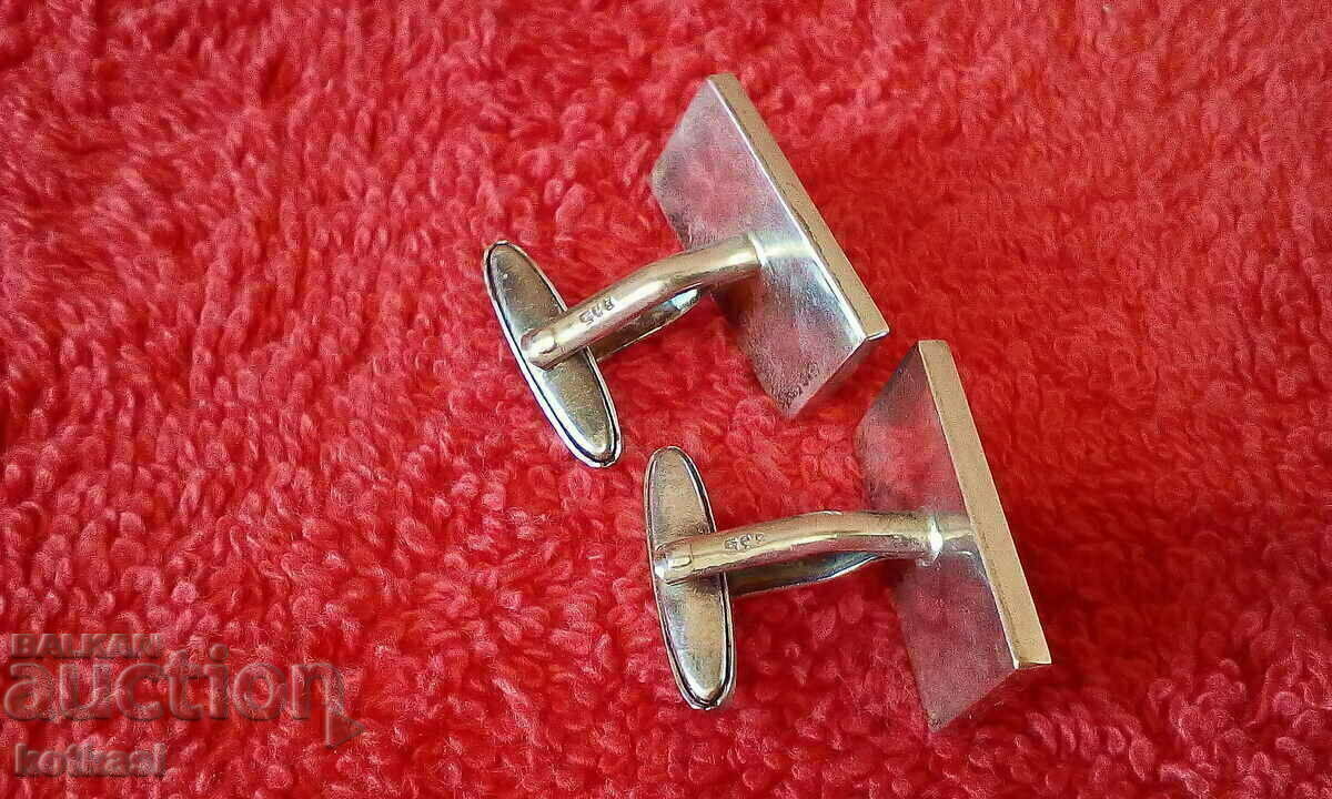 Δημοπρασία Παλιά μανικετόκουμπα από μασίφ ασήμι 835 ημιδιαφανής πέτρα Δημοπρασία Παλιά μανικετόκουμπα από μασίφ ασήμι 835 ημιδιαφανής πέτρα